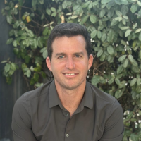 Jeffrey Lawrence